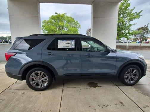 Vapor Blue 2026 Ford Explorer Active