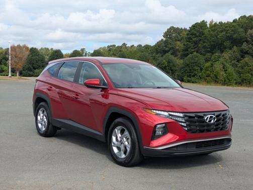 2024 Hyundai TUCSON SE