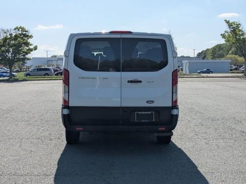 2022 Ford Transit-350 XLT
