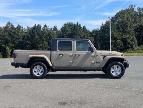 2020 Jeep Gladiator SPORT