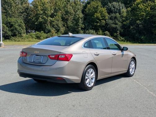 2024 Chevrolet Malibu LT W/1LT