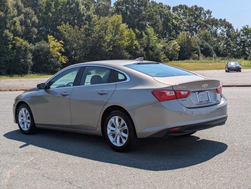 2024 Chevrolet Malibu LT W/1LT