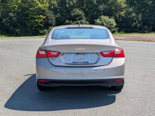 2024 Chevrolet Malibu LT W/1LT