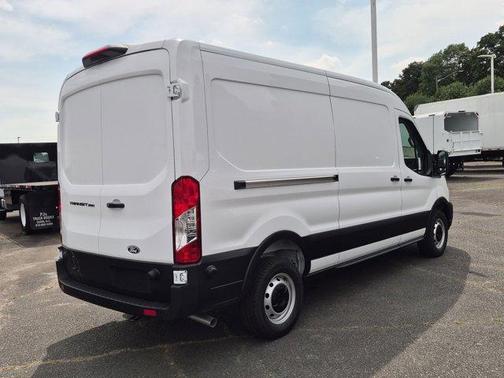 Oxford White 2026 Ford Transit-250 148 WB Medium Roof Cargo