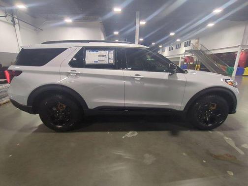 White Metallic 2026 Ford Explorer Tremor