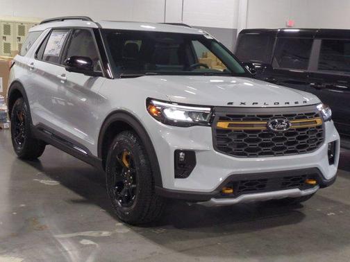 White Metallic 2026 Ford Explorer Tremor