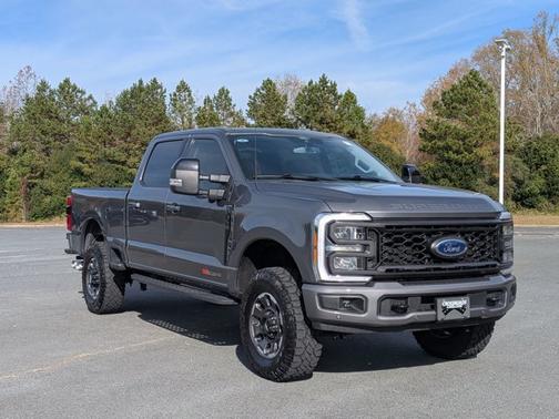 2024 Ford F-350 LARIAT SUPER DUTY