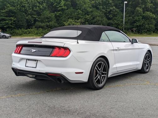 2019 Ford Mustang ECOBOOST PREMIUM