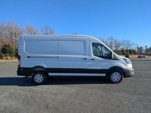 2026 Ford Transit-250 148 WB Medium Roof Cargo