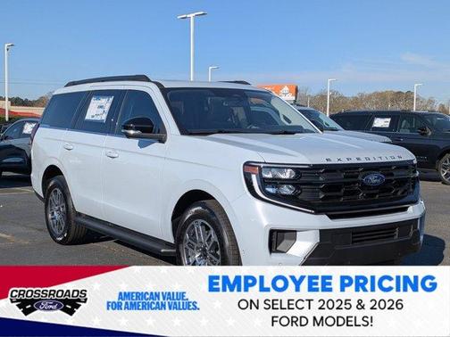 Silver Metallic 2025 Ford Expedition Active