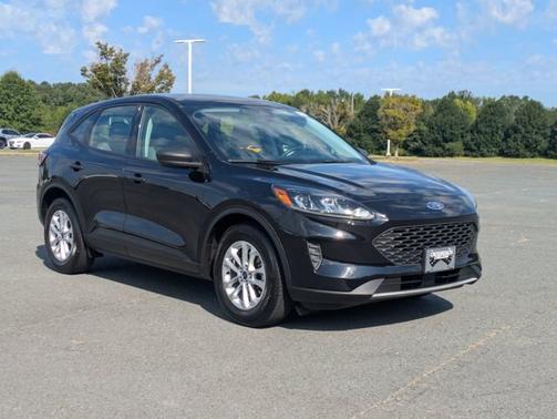 2022 Ford Escape S