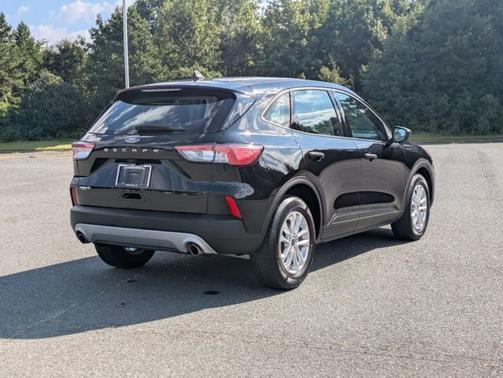 2022 Ford Escape S