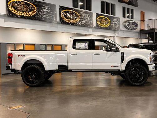 2026 Ford F-450 Platinum