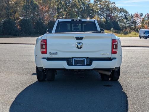 2022 RAM 3500 LONGHORN
