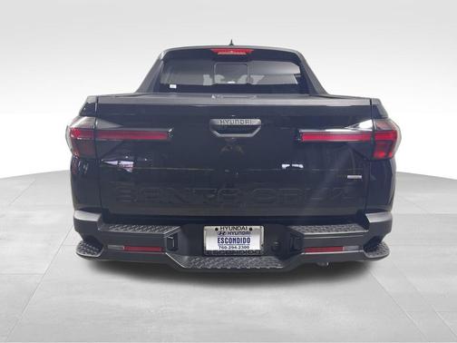 2025 Hyundai SANTA CRUZ SEL Activity