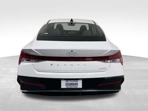 2025 Hyundai ELANTRA Limited
