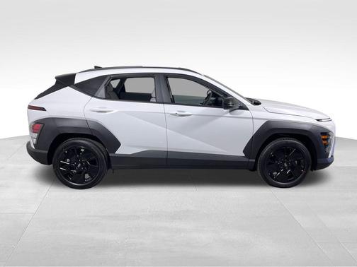 Atlas White 2026 Hyundai KONA SEL Sport