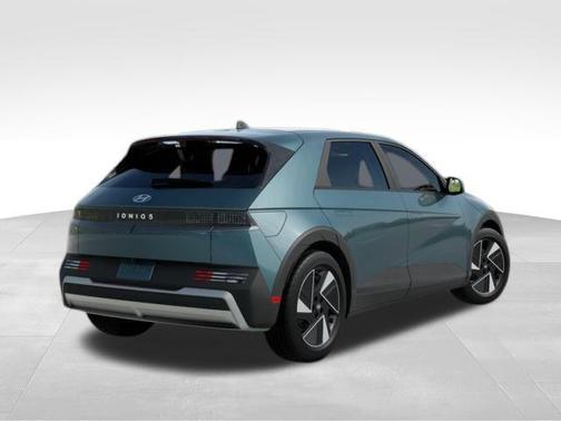 2025 Hyundai IONIQ 5 SE