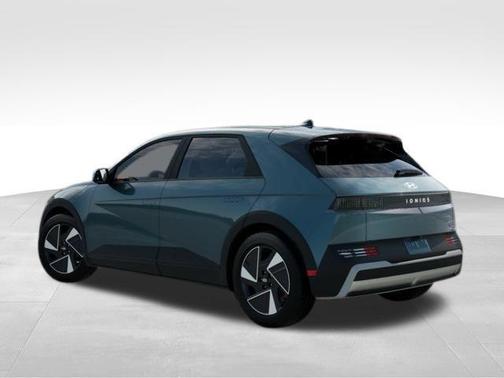 2025 Hyundai IONIQ 5 SE