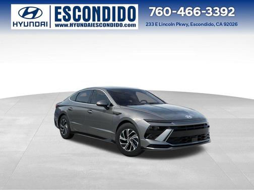 2026 Hyundai SONATA Hybrid Base