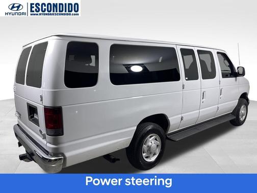 2006 Ford E350 Super Duty XL Wagon