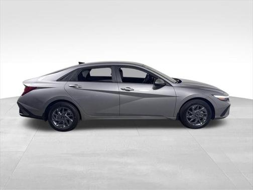 2025 Hyundai ELANTRA HEV Blue