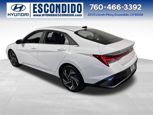 2025 Hyundai ELANTRA Limited