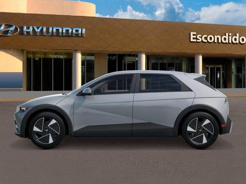 2026 Hyundai IONIQ 5 SE