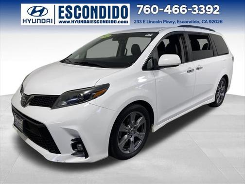 2018 Toyota Sienna SE