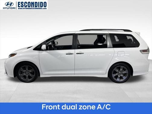 2018 Toyota Sienna SE