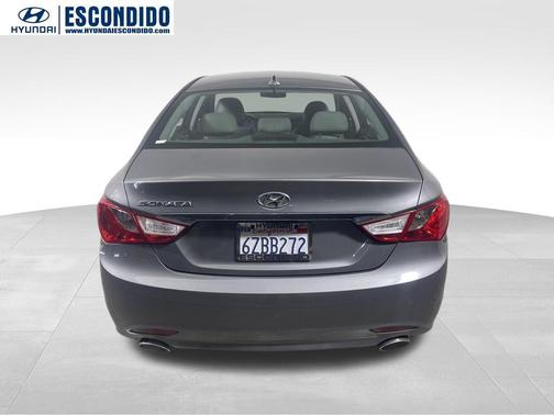 2013 Hyundai SONATA SE