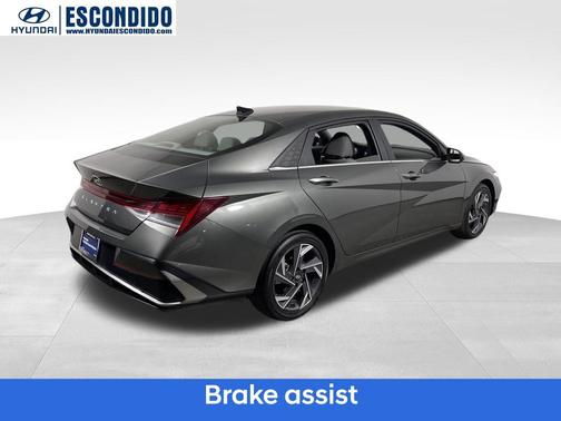 2025 Hyundai ELANTRA SEL