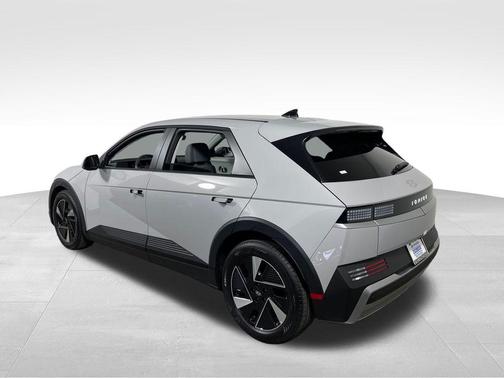 Cyber Gray 2026 Hyundai IONIQ 5 SEL