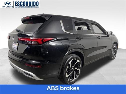 2022 Mitsubishi Outlander SE 2.5 2WD
