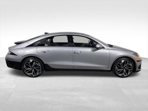 2025 Hyundai IONIQ 6 Limited