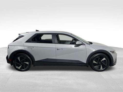 Cyber Gray 2026 Hyundai IONIQ 5 SEL