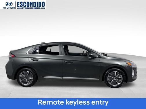 2022 Hyundai IONIQ Plug-In Hybrid SEL
