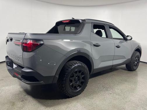 2025 Hyundai SANTA CRUZ SEL Activity