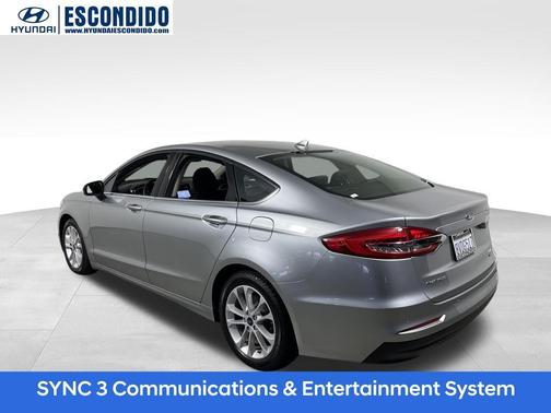 2020 Ford Fusion Hybrid SE