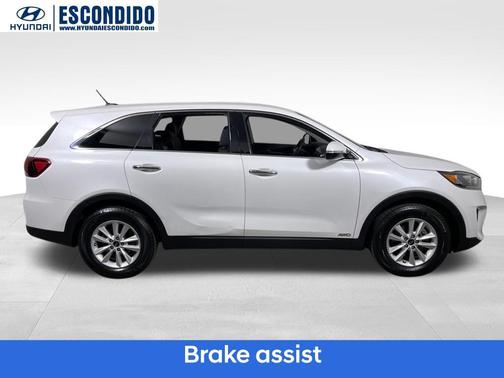 2020 Kia Sorento LX