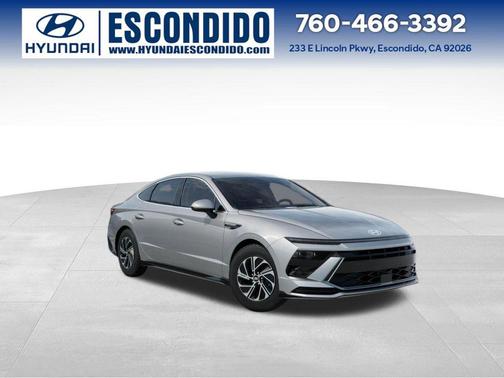 2026 Hyundai SONATA Hybrid Base