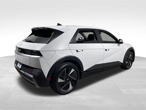 Atlas White 2026 Hyundai IONIQ 5 SEL