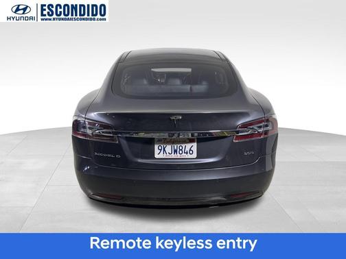 2016 Tesla Model S 90D