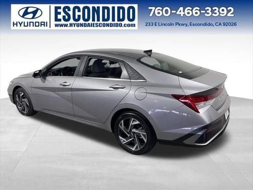 2025 Hyundai ELANTRA Limited
