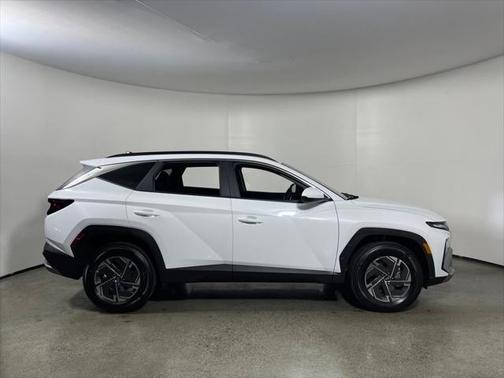 2025 Hyundai TUCSON Hybrid Blue