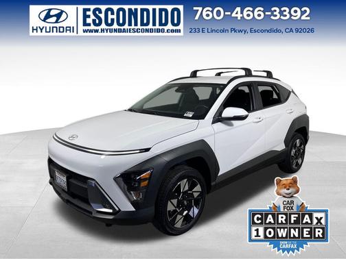 Atlas White 2025 Hyundai KONA SEL