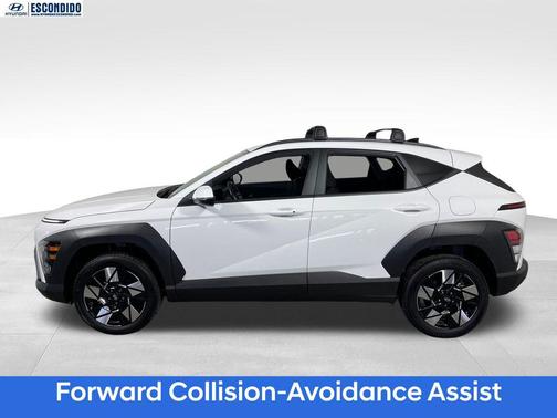 Atlas White 2025 Hyundai KONA SEL