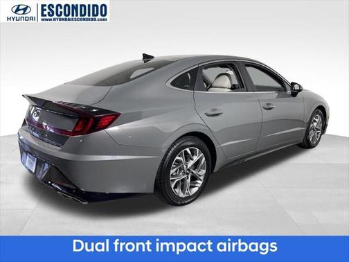 2022 Hyundai SONATA SEL