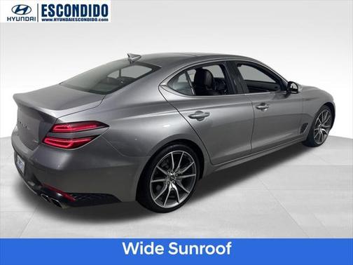 2022 Genesis G70 2.0T AWD
