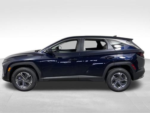 Deep Sea 2026 Hyundai TUCSON Hybrid Blue SE